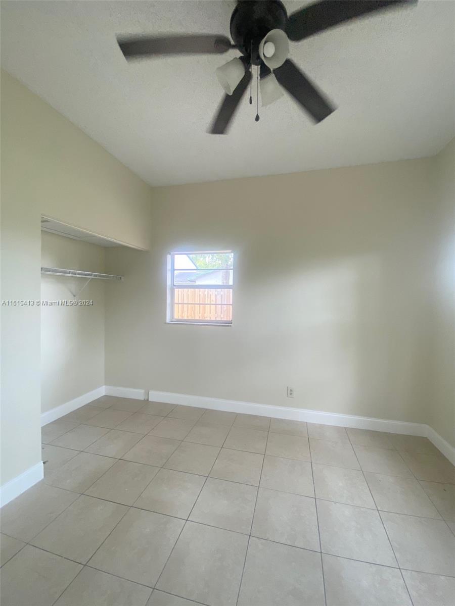 APPLE CREEK 4 - Residential