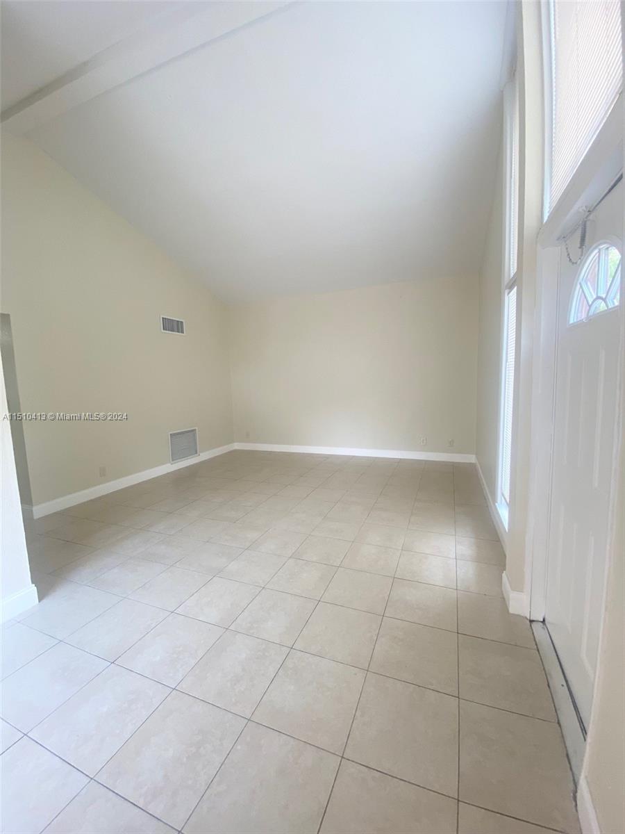 APPLE CREEK 4 - Residential