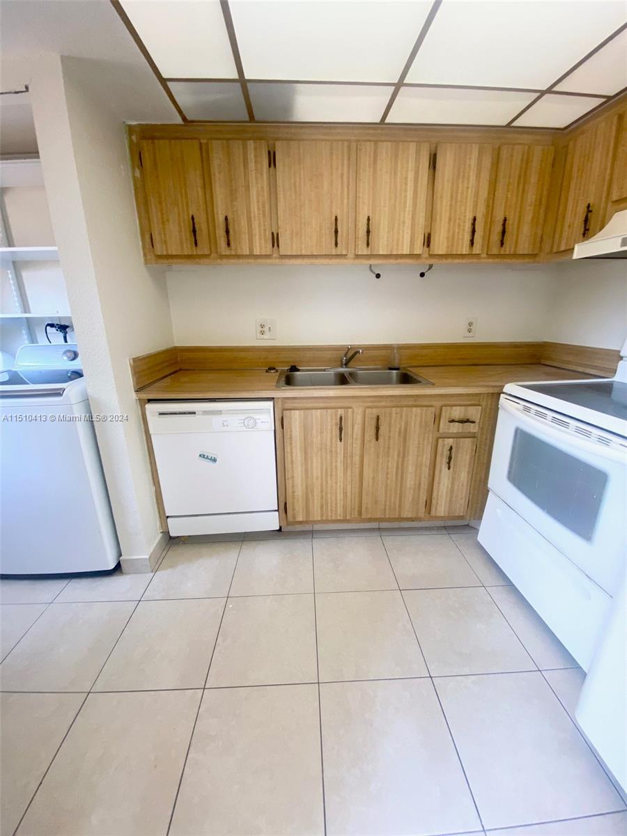 APPLE CREEK 4 - Residential