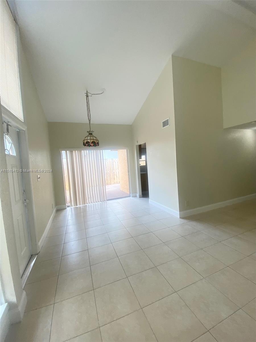 APPLE CREEK 4 - Residential