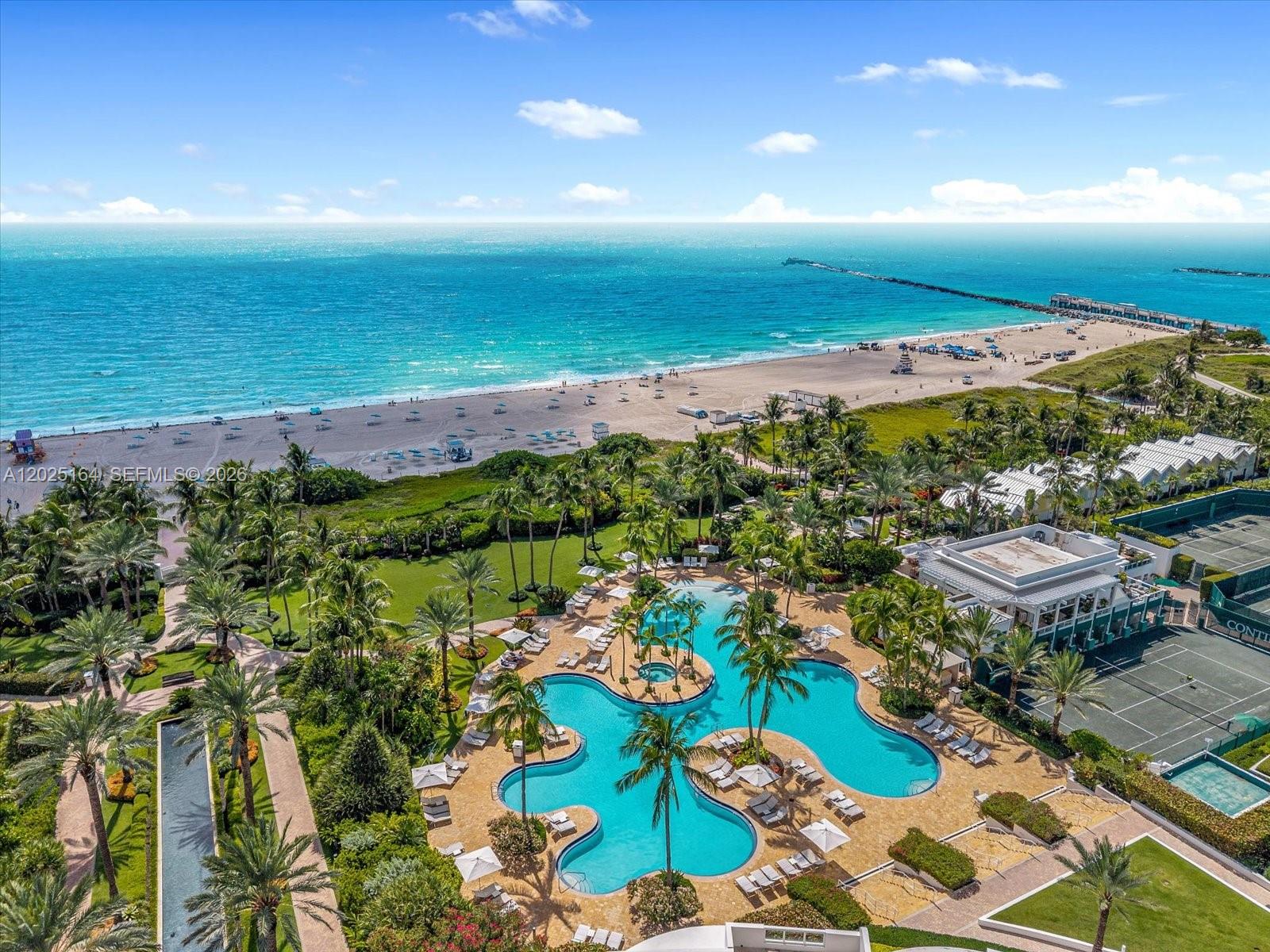 CONTINUUM ON SOUTH BEACH - Residential