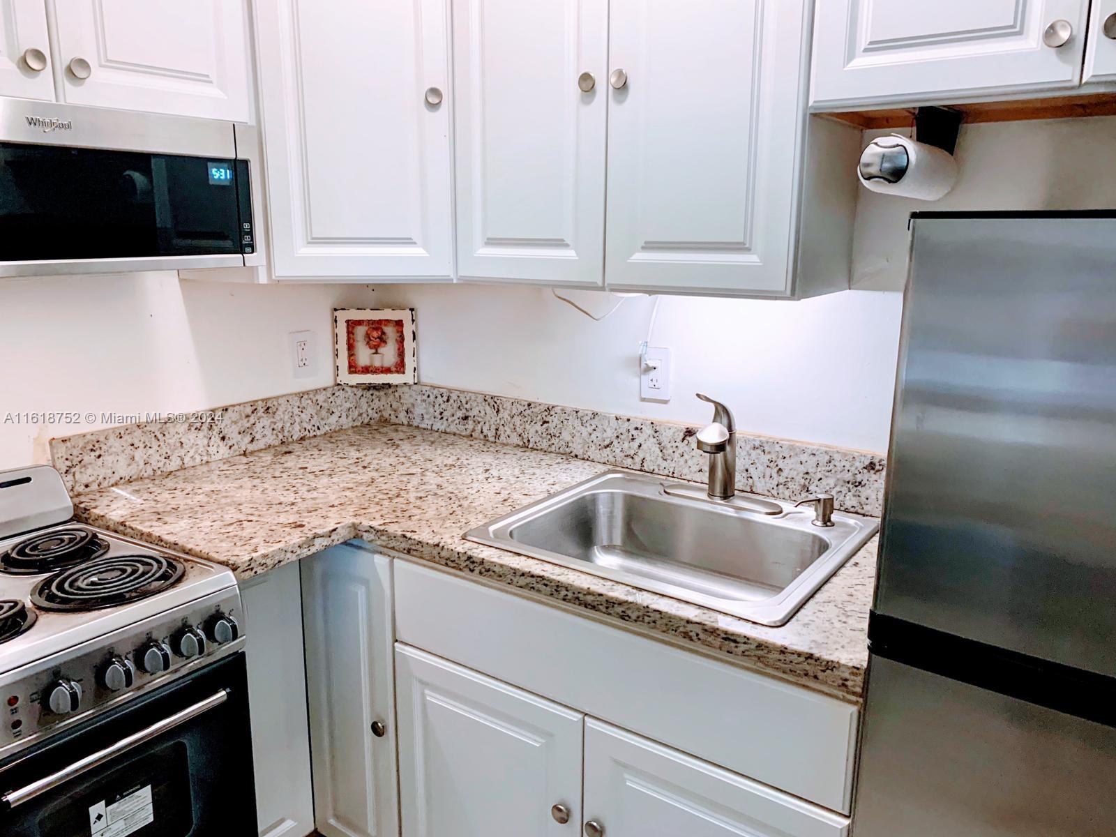C GAB DOUGLAS SEC - Residential Lease