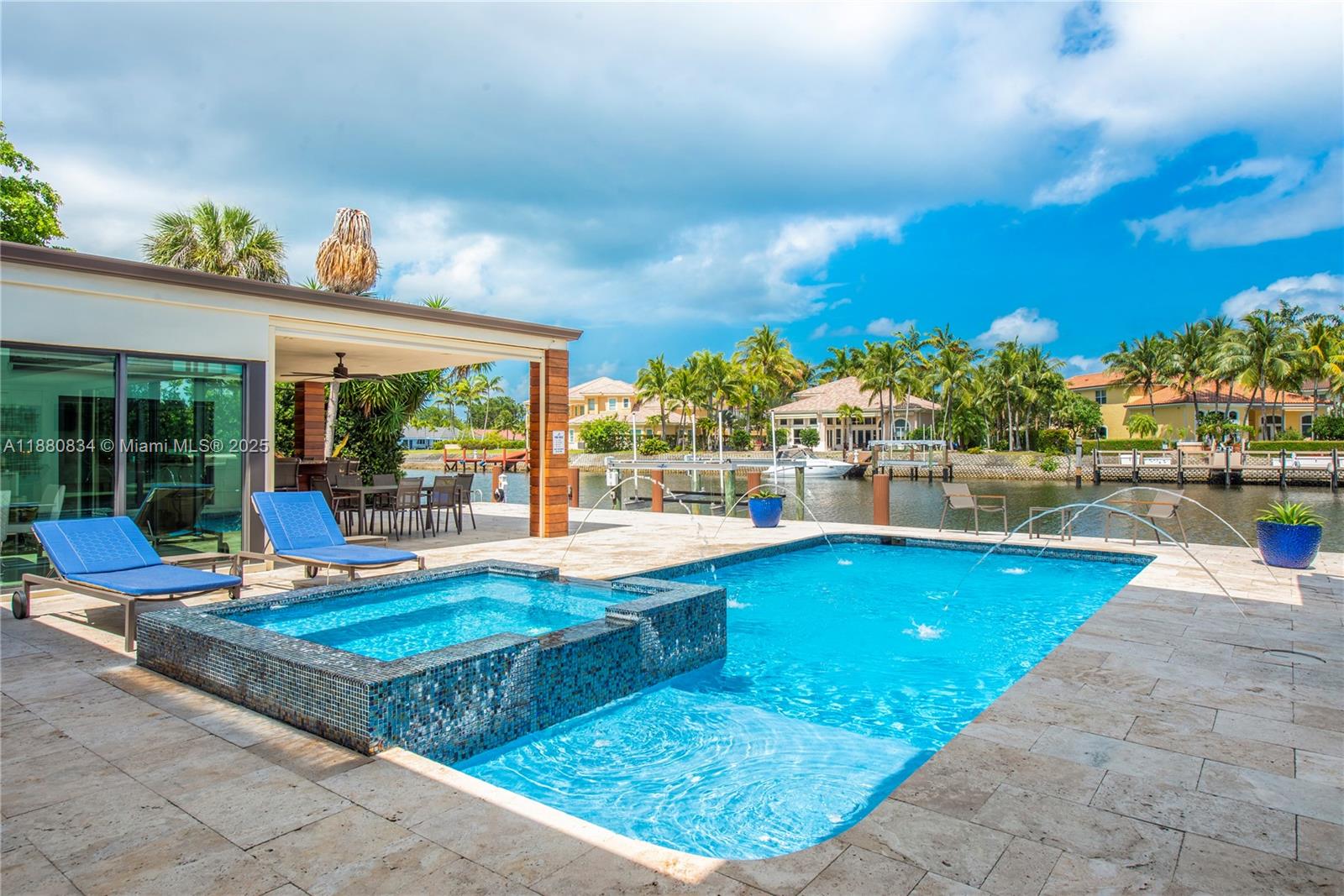 HOLLYWOOD GOLF ESTATES SE - Residential