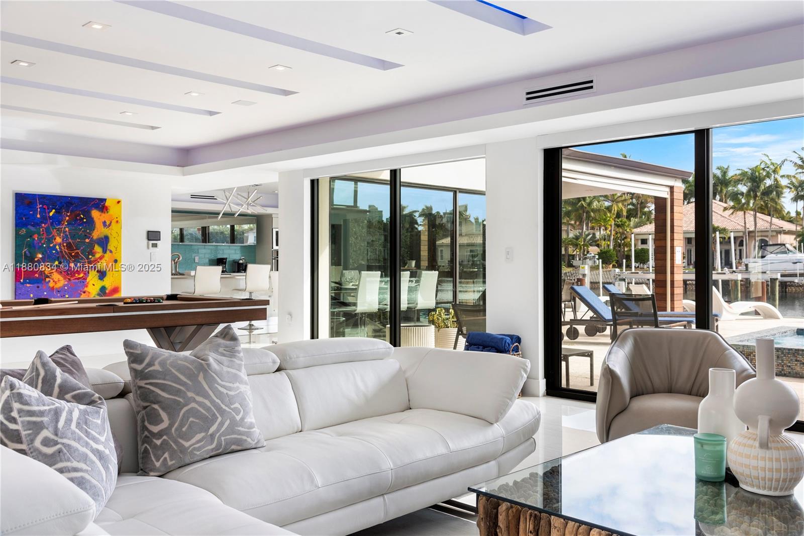 HOLLYWOOD GOLF ESTATES SE - Residential