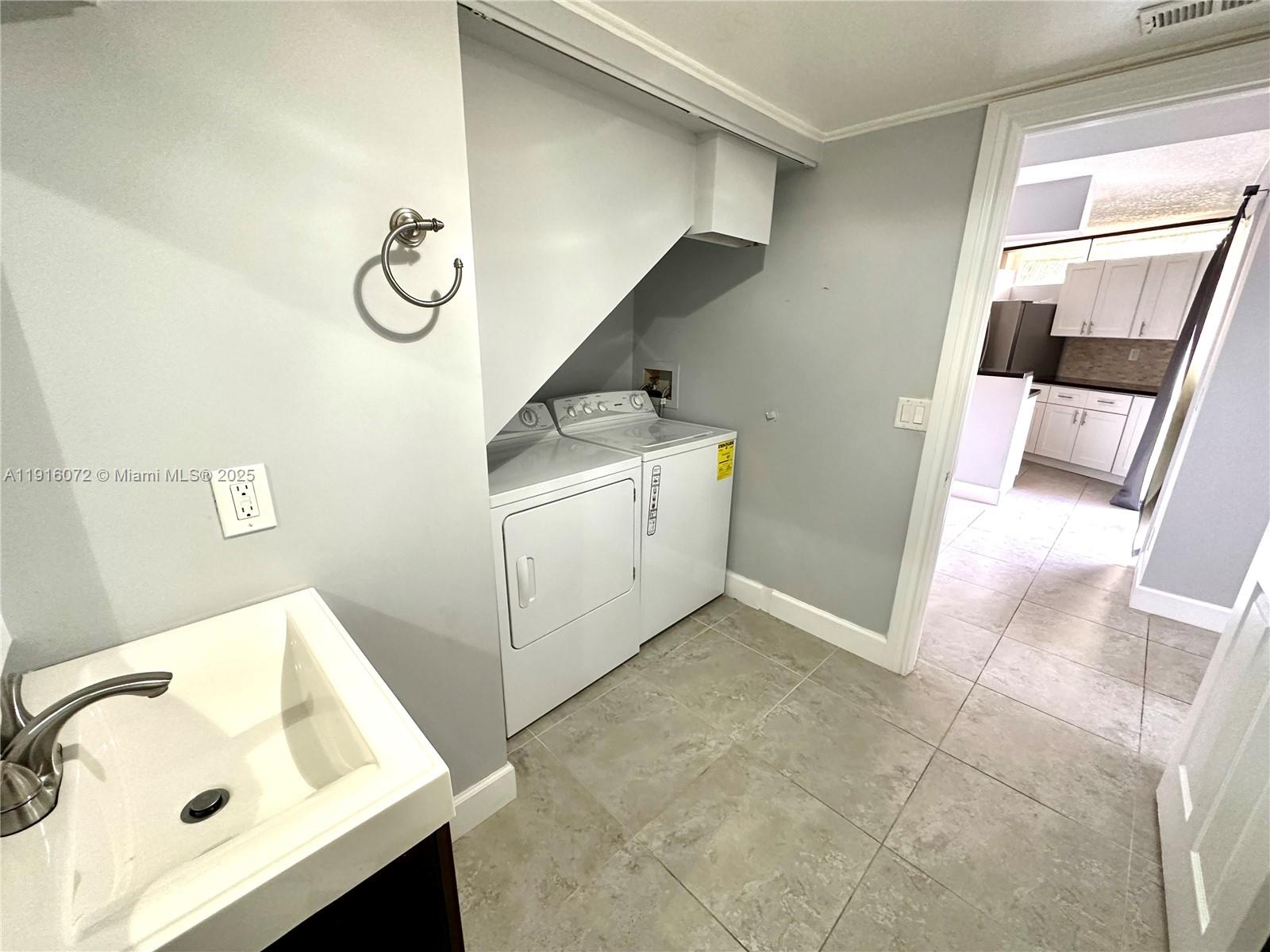 BOCA RIO NORTH - Residential Lease