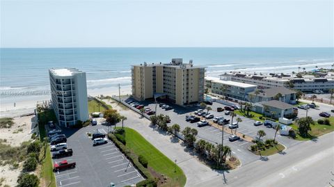 Condominium in New Smyrna Beach FL 3501 S. Atlantic Avenue Ave 33.jpg