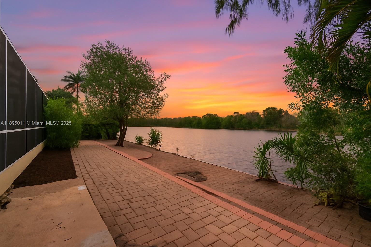 PRESERVE AT CHAPEL TRAIL - Residential