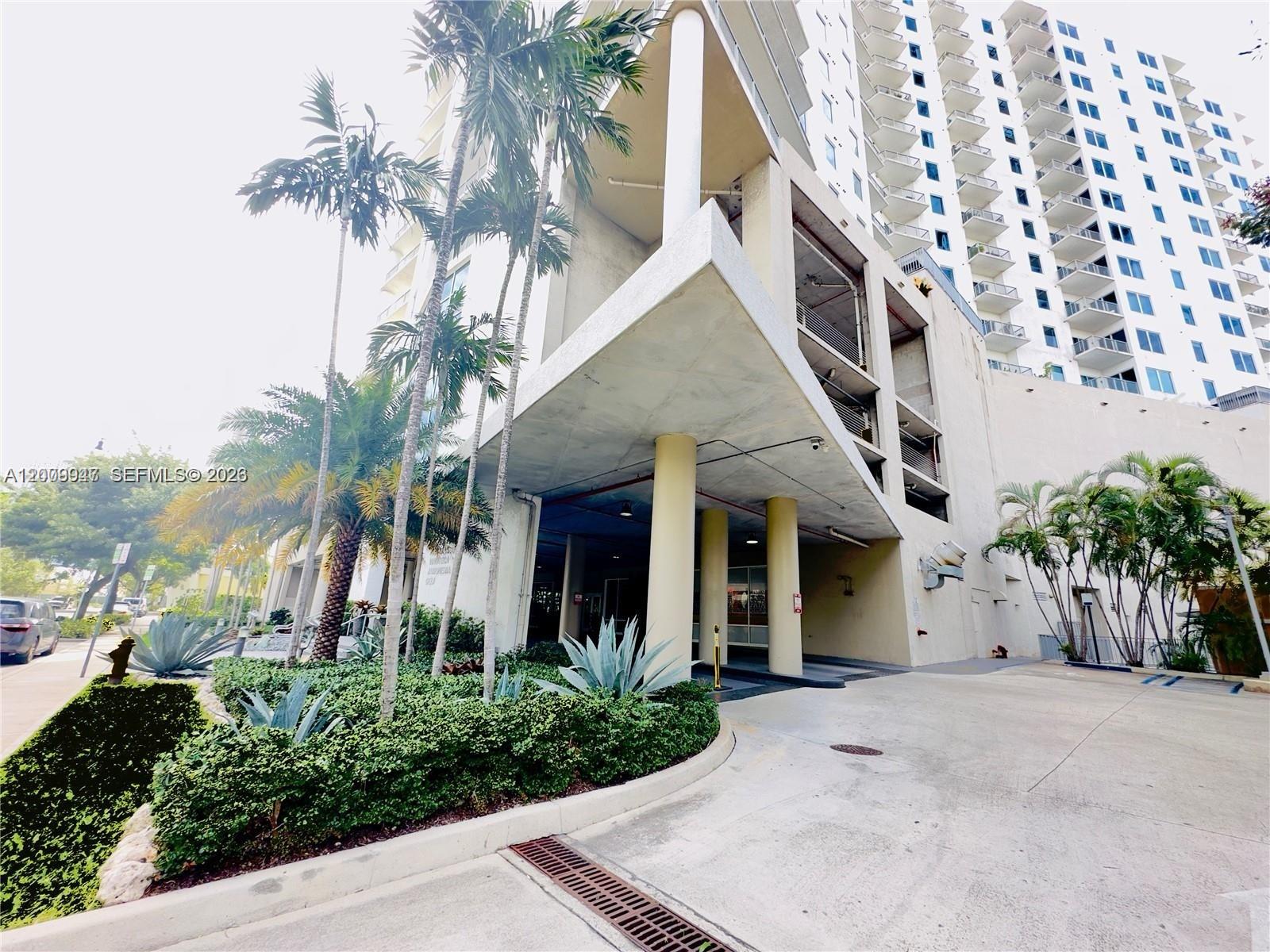 NEO CONDO - Residential Lease
