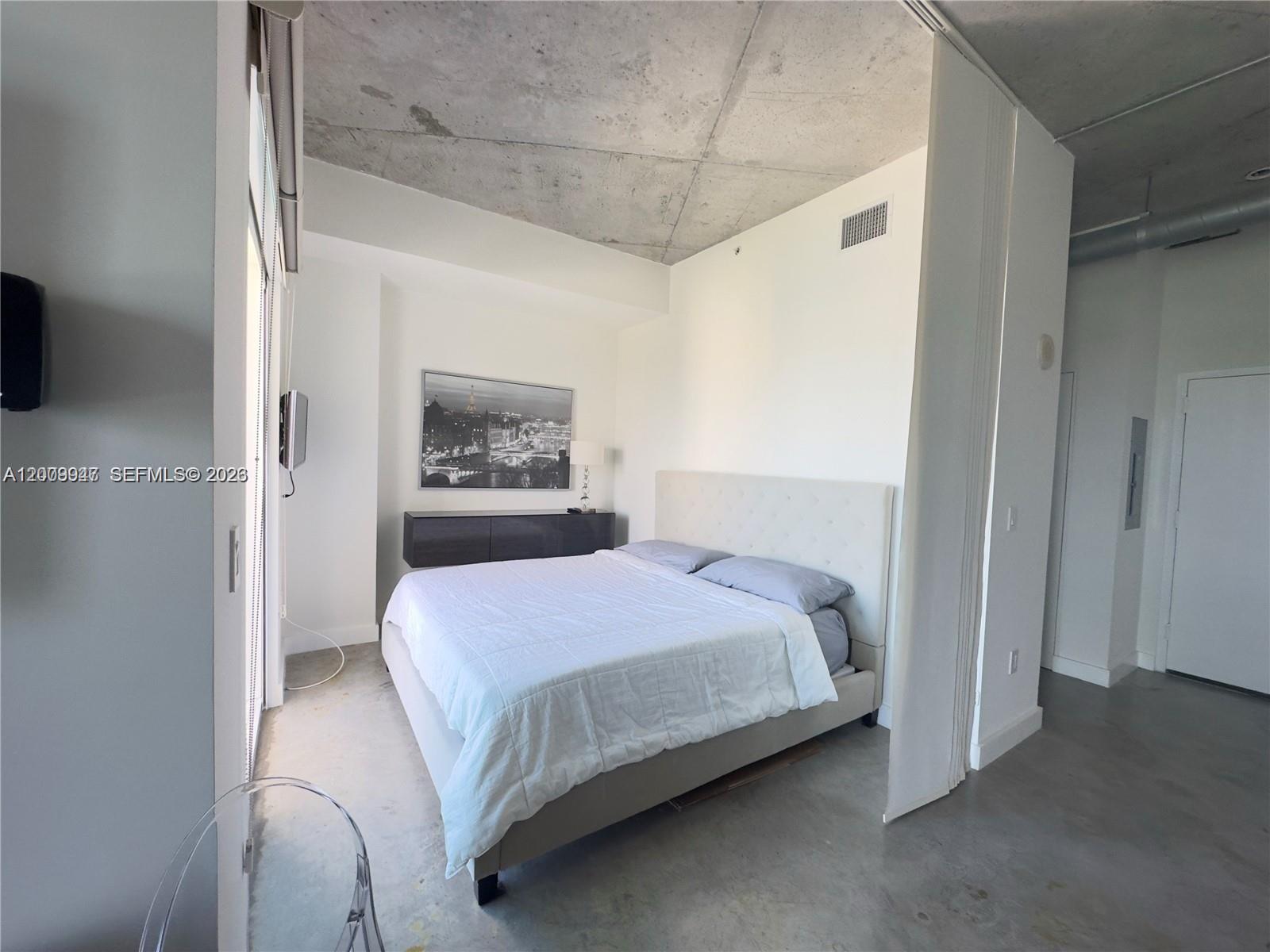 NEO CONDO - Residential Lease