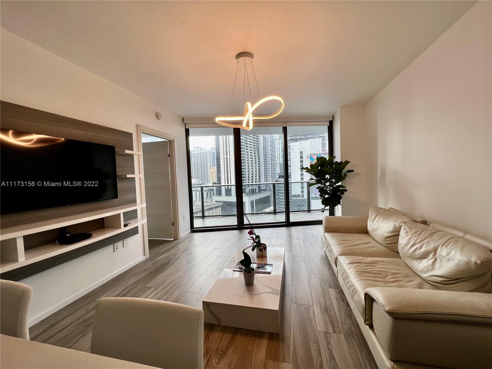 801 SMA RESIDENCES CONDO - Residential Lease