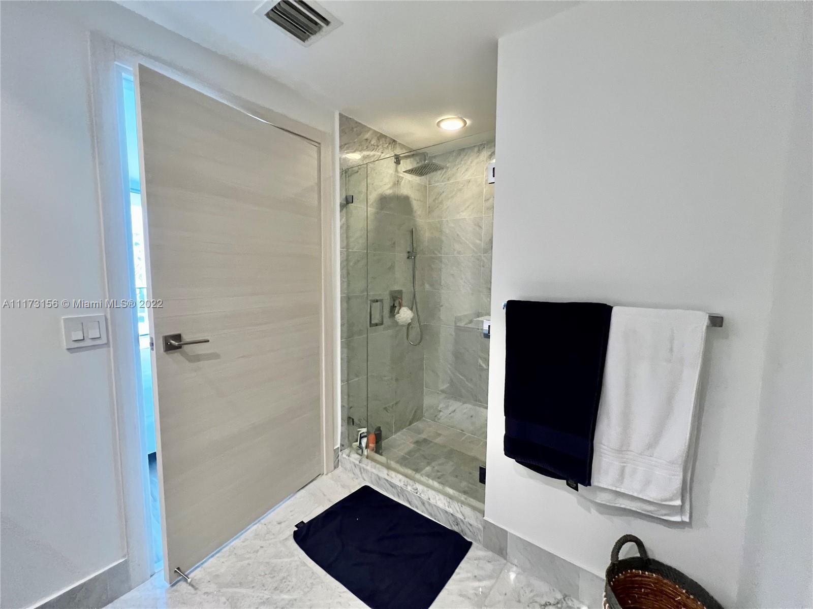 801 SMA RESIDENCES CONDO - Residential Lease