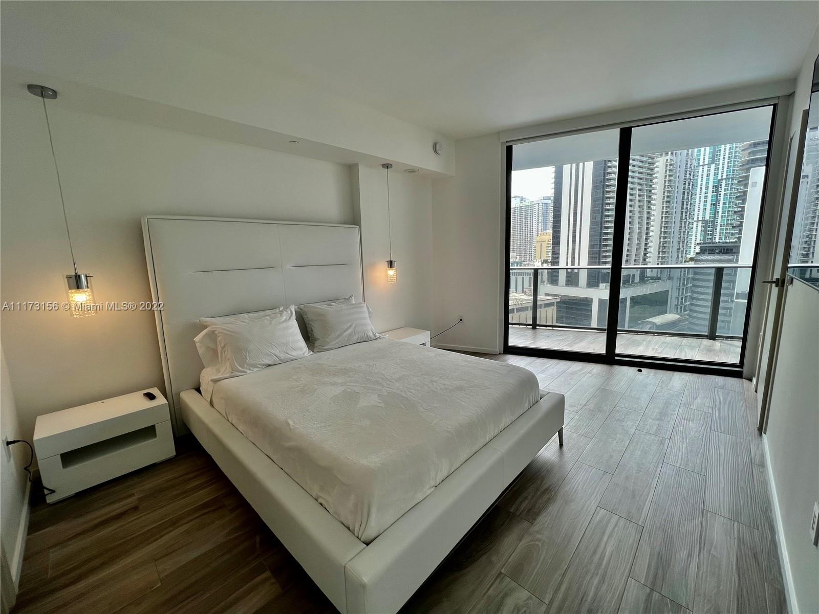 801 SMA RESIDENCES CONDO - Residential Lease