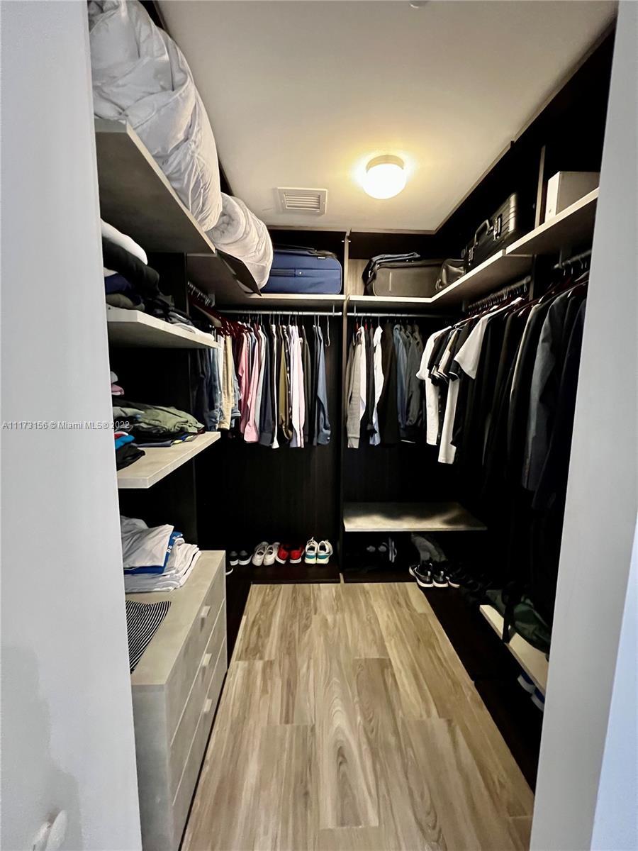 801 SMA RESIDENCES CONDO - Residential Lease