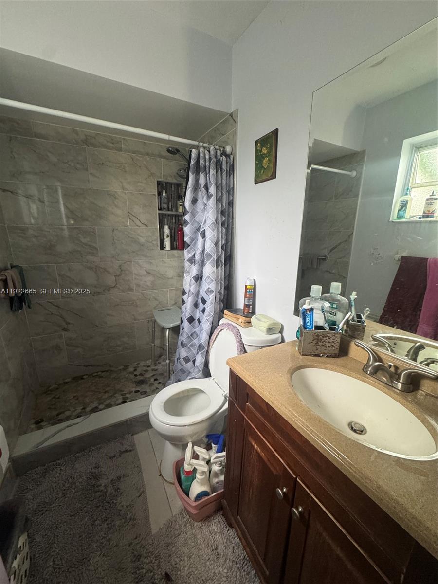 HOLIDAY VILLAGE SEC TWO - Residential