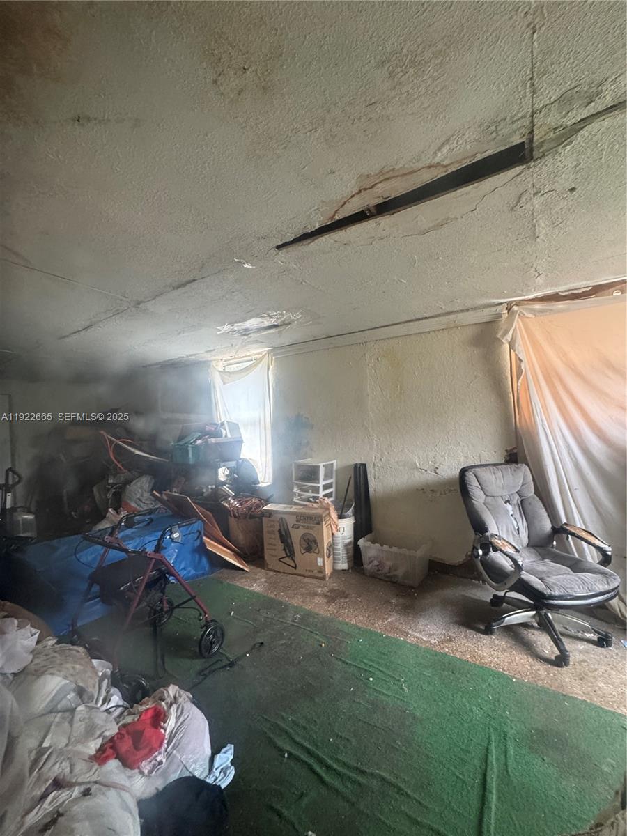 HOLIDAY VILLAGE SEC TWO - Residential