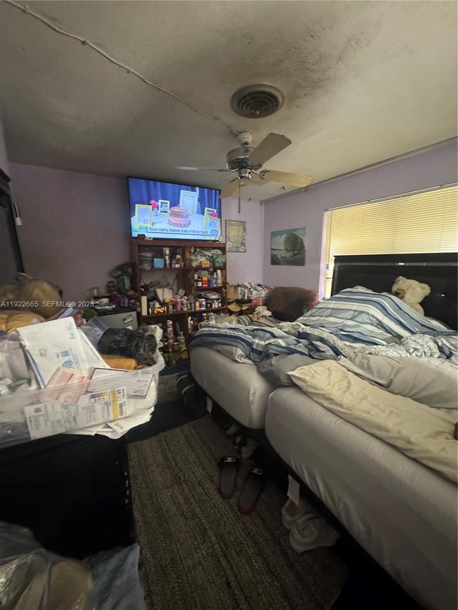 HOLIDAY VILLAGE SEC TWO - Residential