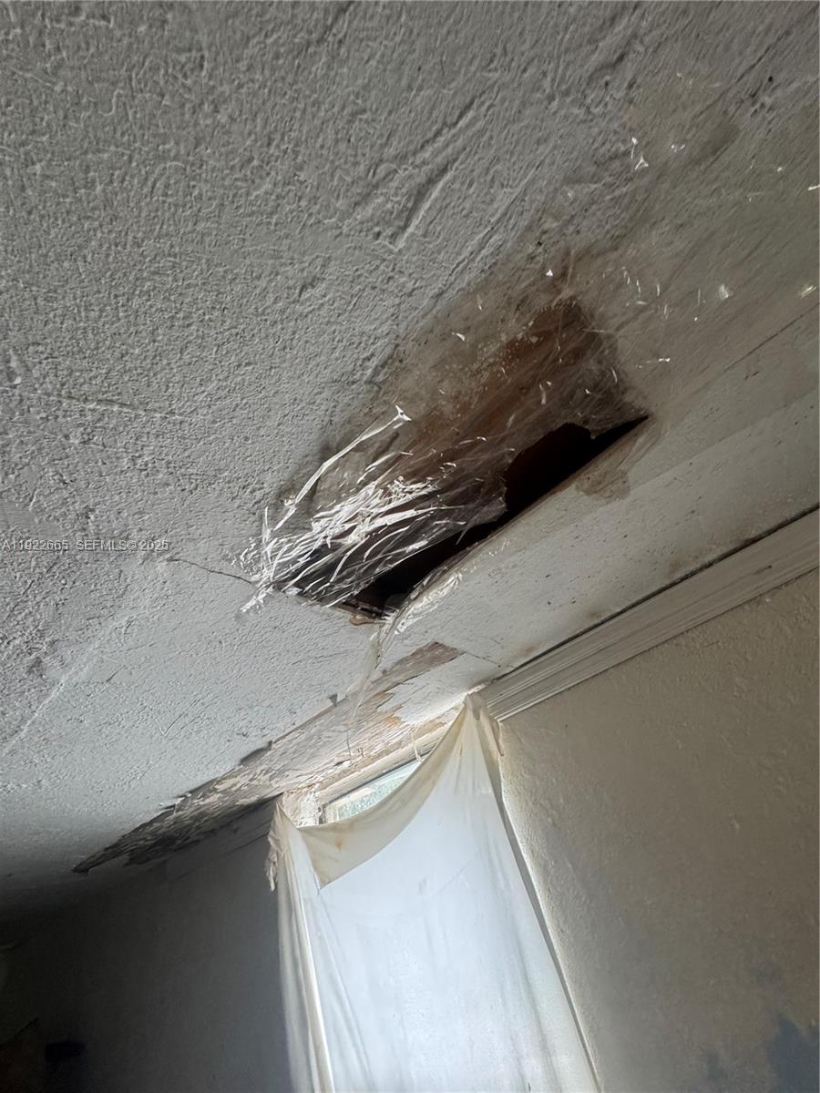 HOLIDAY VILLAGE SEC TWO - Residential