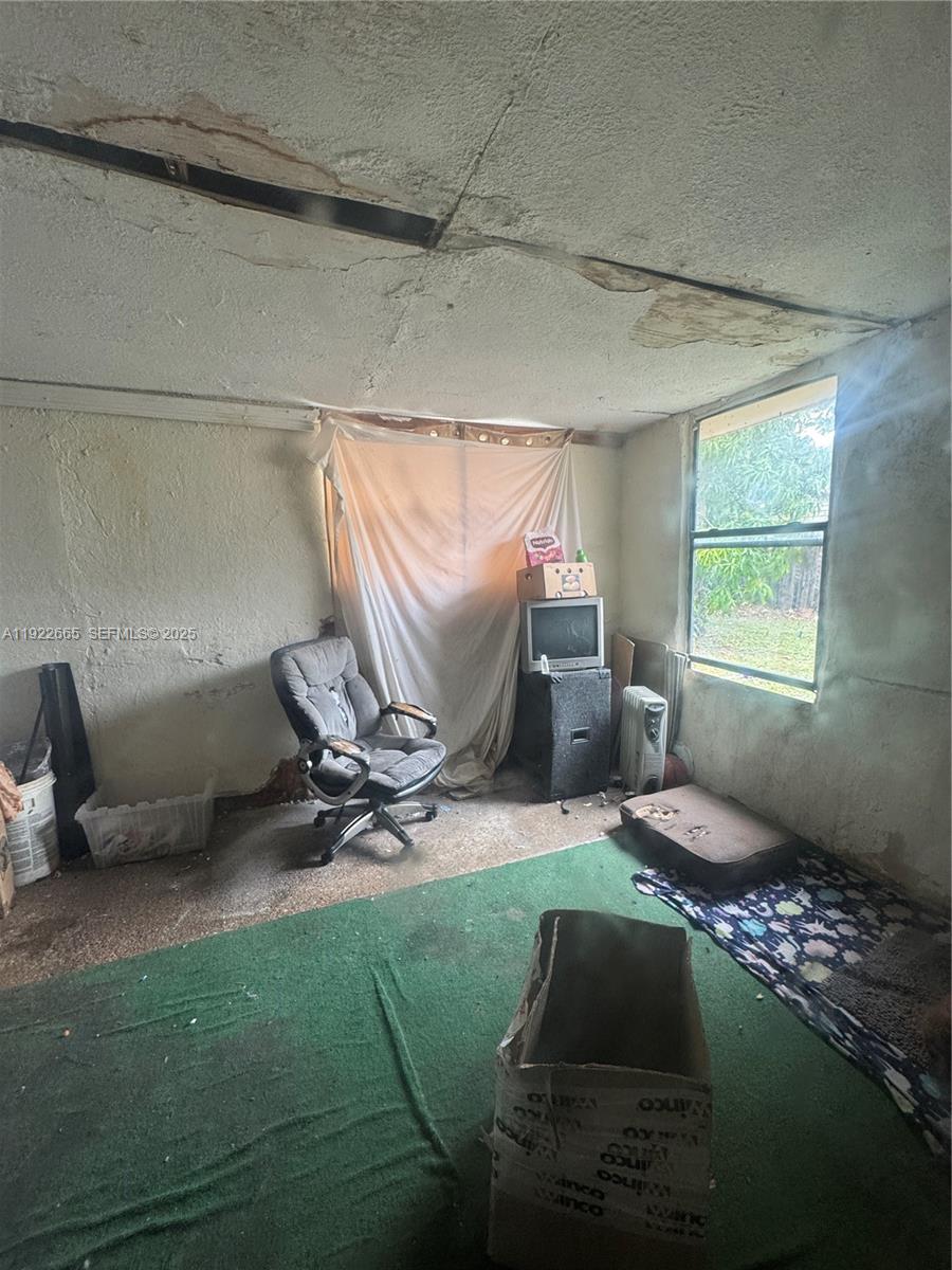 HOLIDAY VILLAGE SEC TWO - Residential