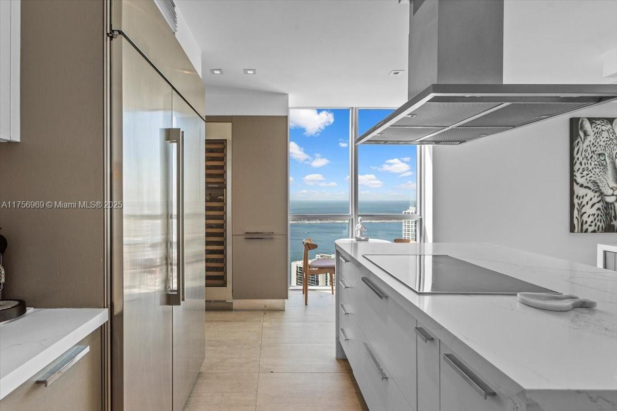 JADE RESIDENCES BRICKELL - Residential