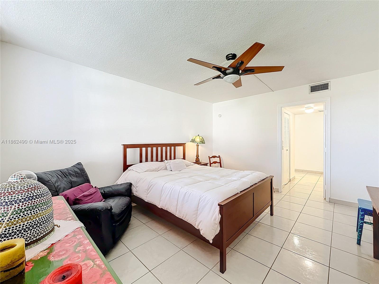 FIFITH MOORINGS CONDO - Residential