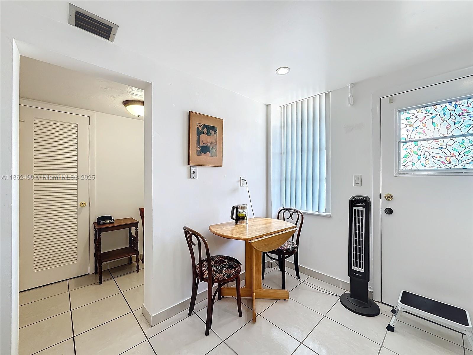 FIFITH MOORINGS CONDO - Residential