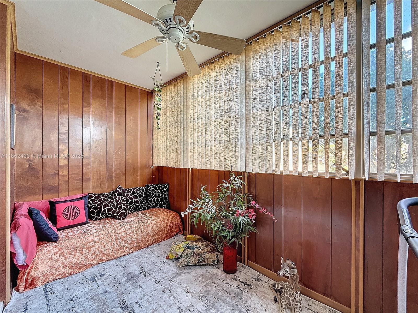 FIFITH MOORINGS CONDO - Residential