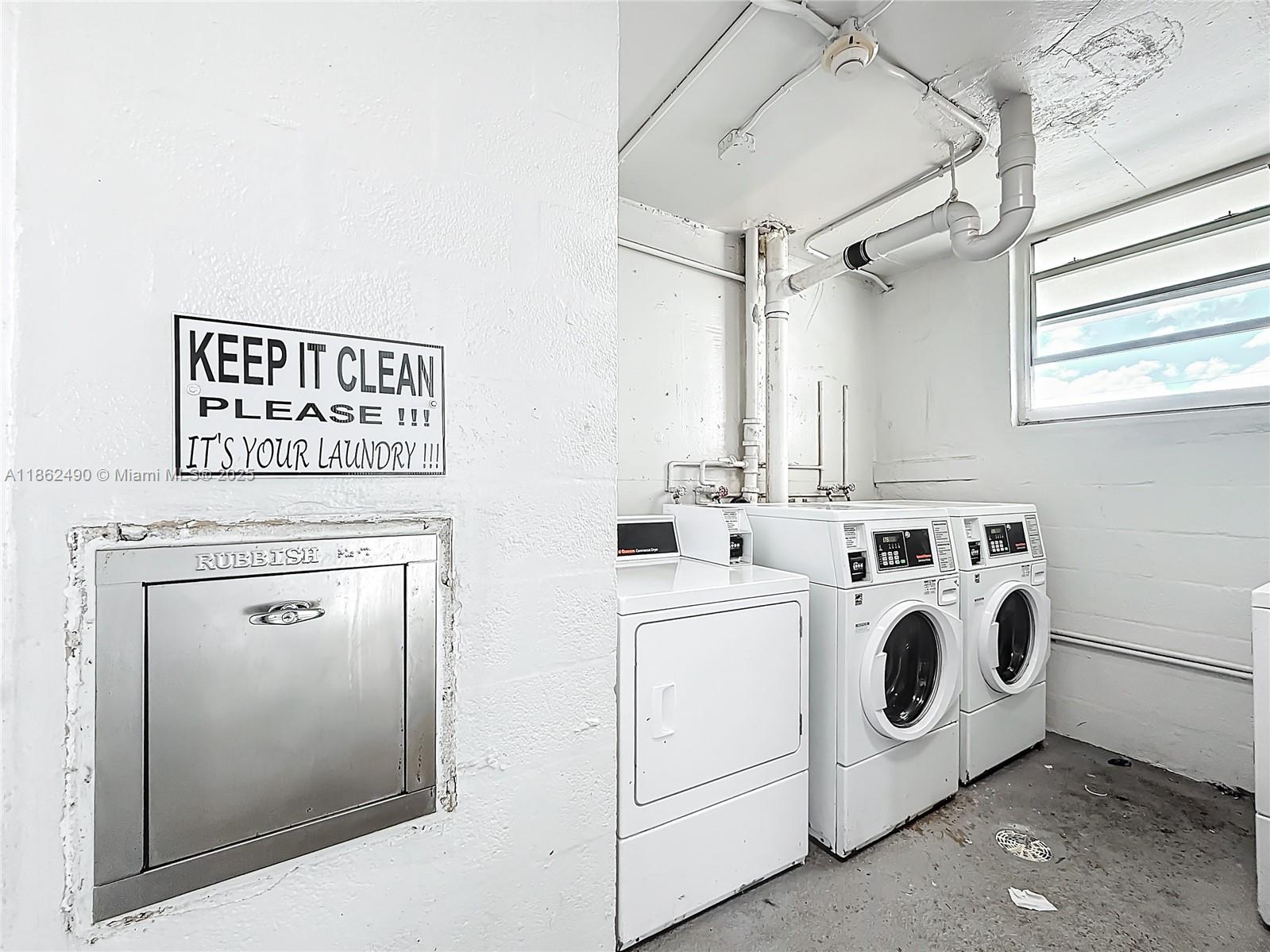 FIFITH MOORINGS CONDO - Residential