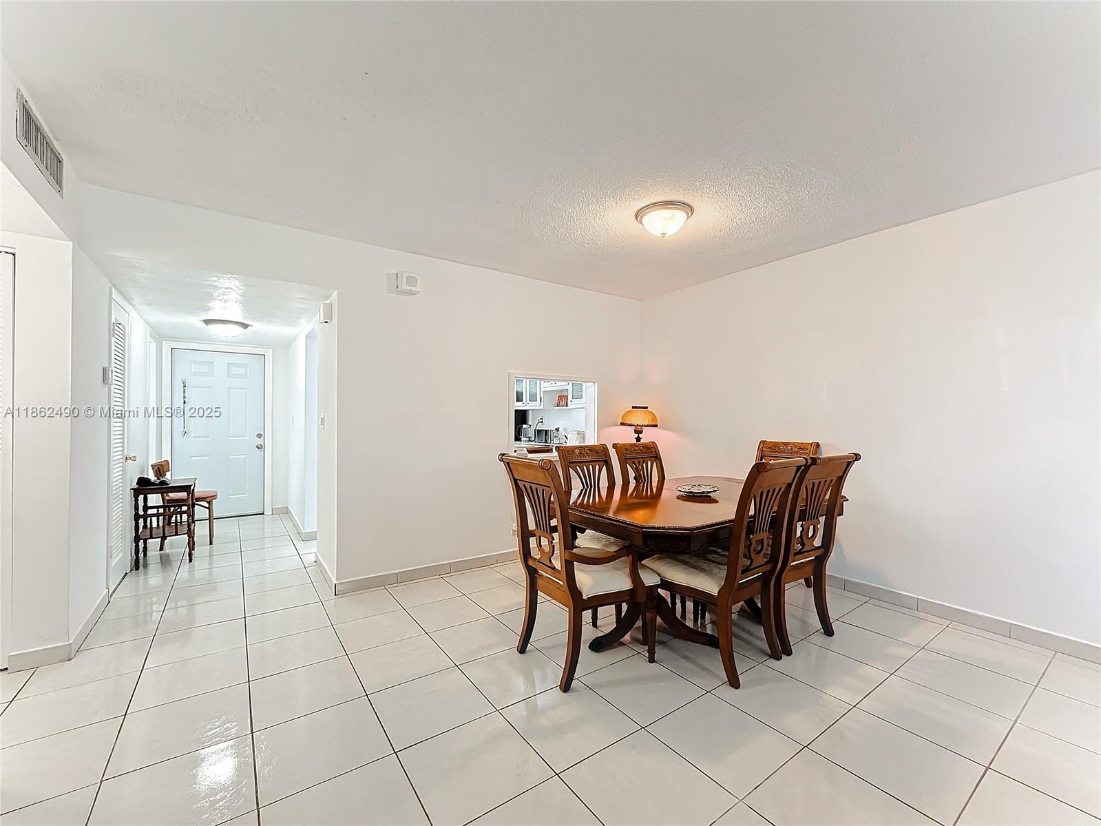 FIFITH MOORINGS CONDO - Residential