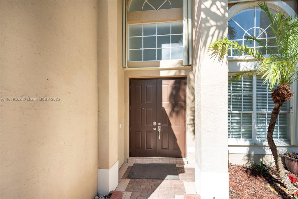 Photo of 5458 SW 195th Ter, Miramar, FL 33029 (MLS # A11819582)