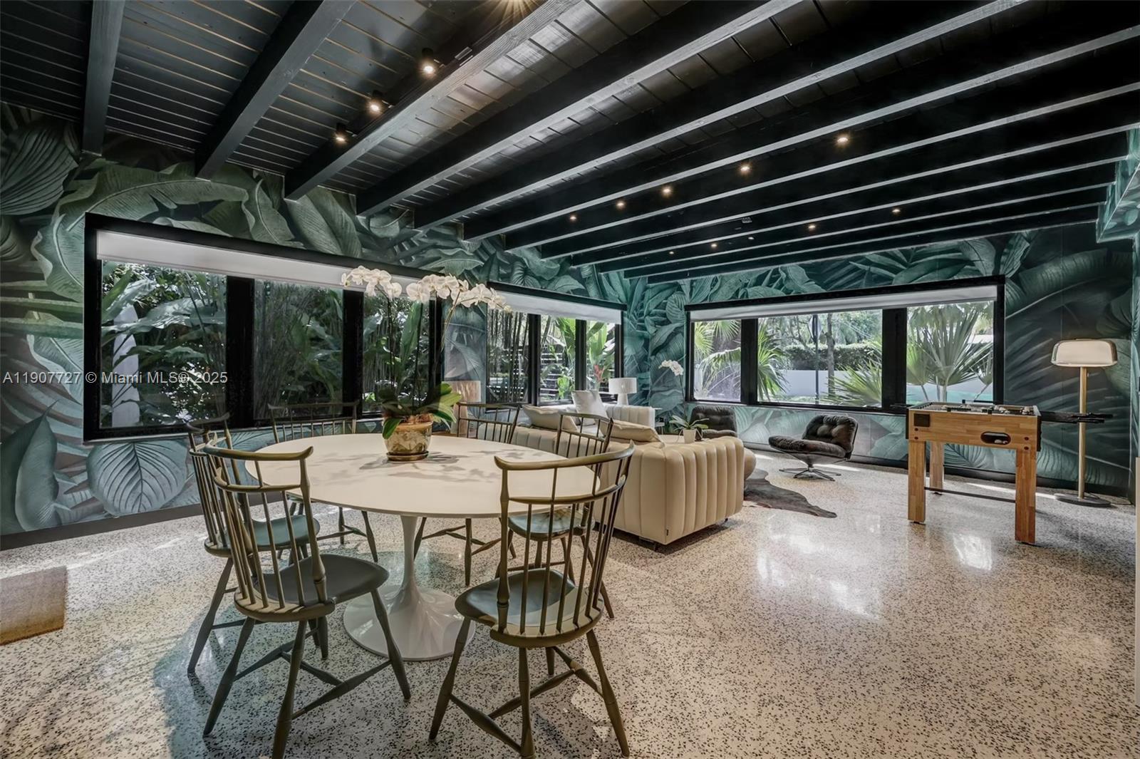 MIAMI SHORES SEC 3 - Residential