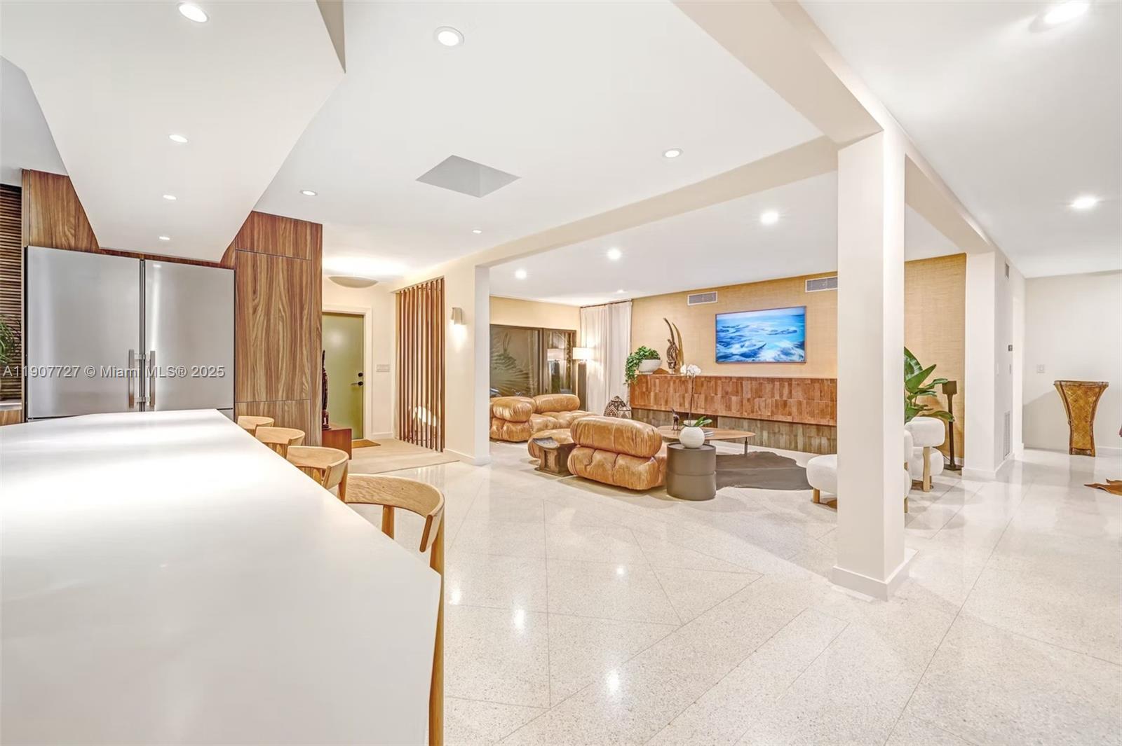 MIAMI SHORES SEC 3 - Residential