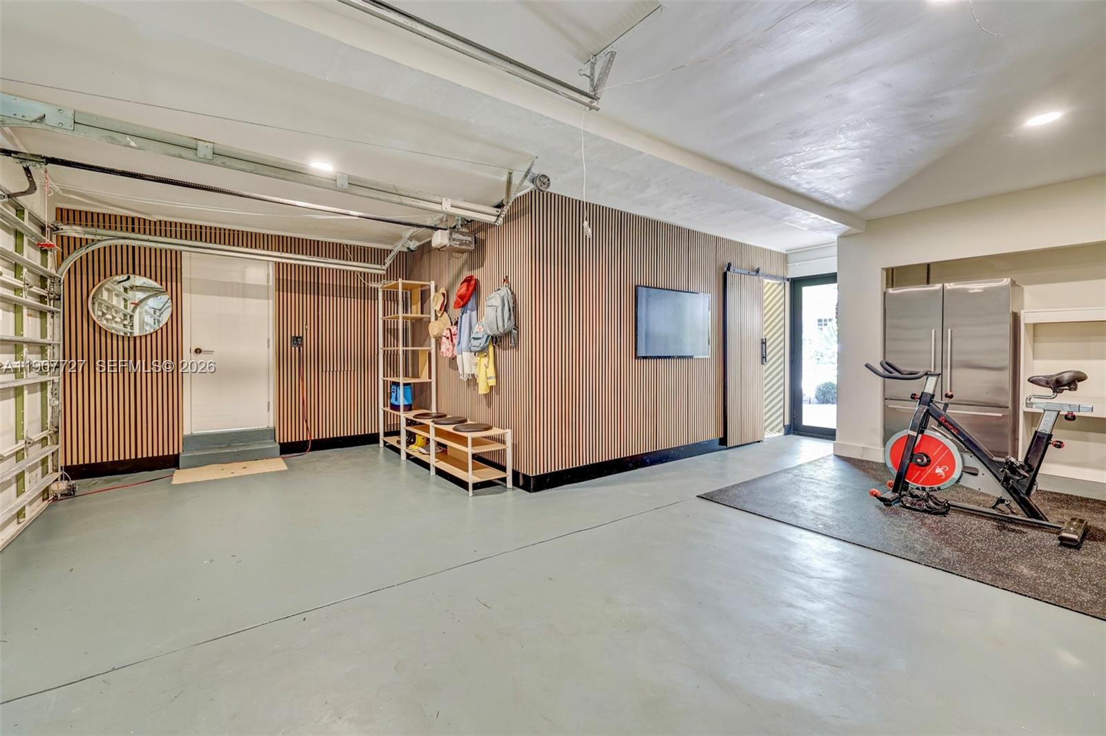 MIAMI SHORES SEC 3 - Residential