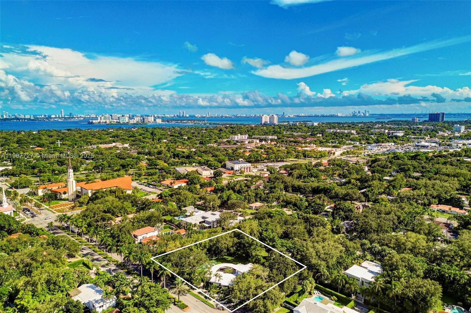 MIAMI SHORES SEC 3 - Residential