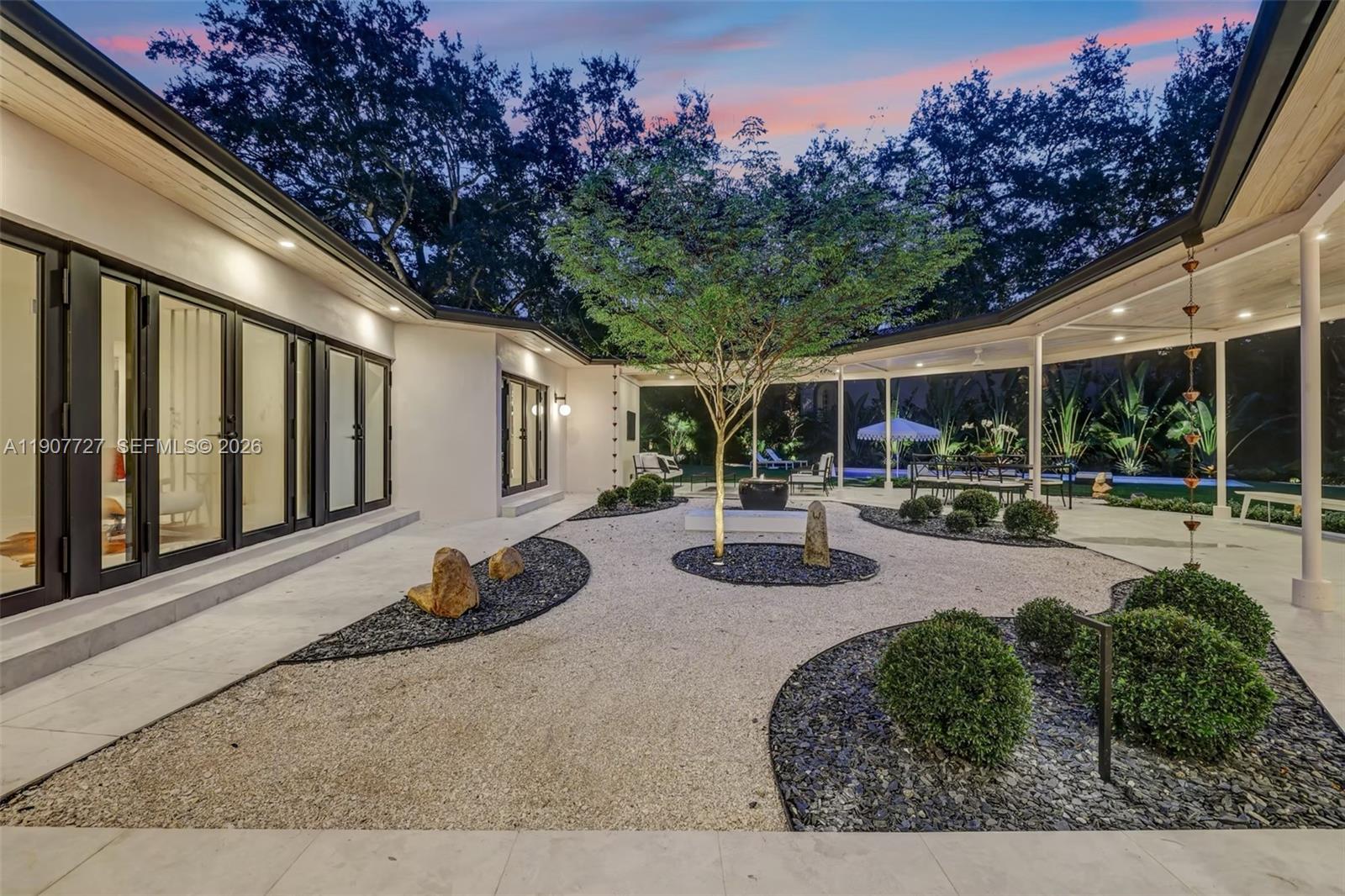 MIAMI SHORES SEC 3 - Residential