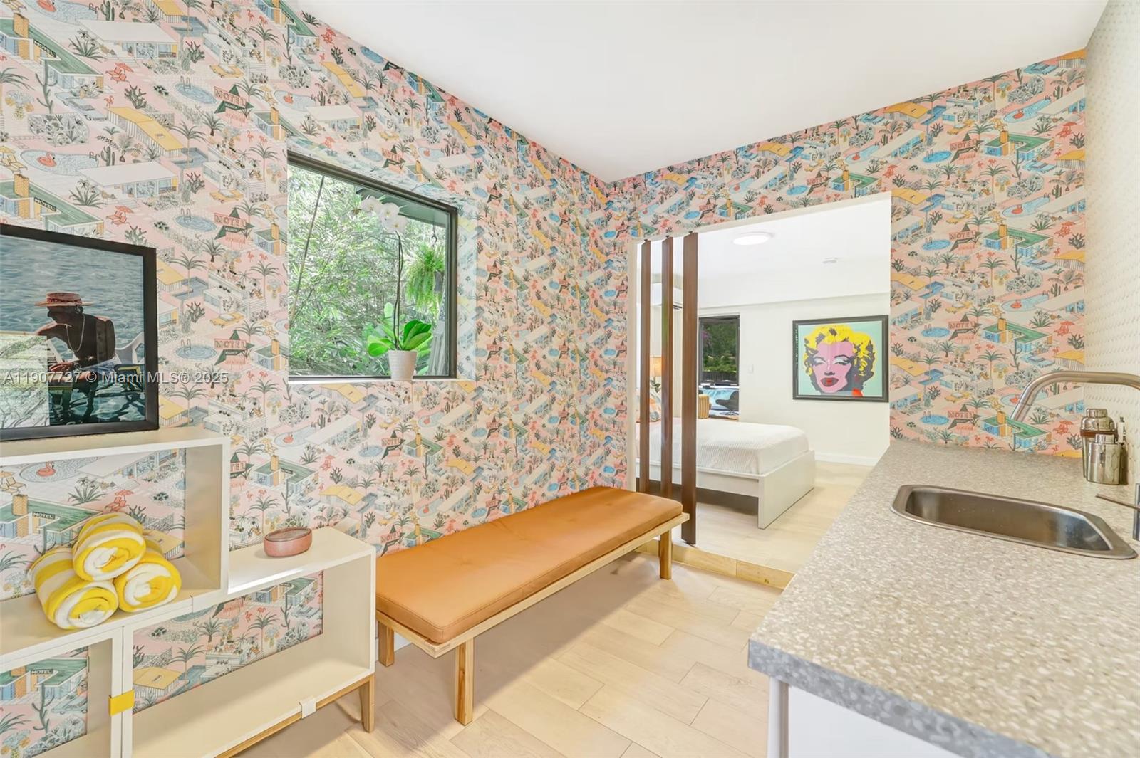 MIAMI SHORES SEC 3 - Residential