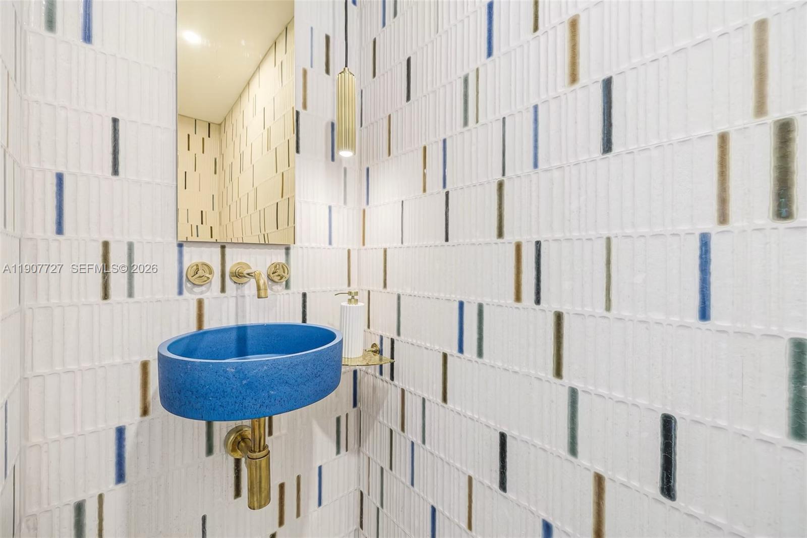 MIAMI SHORES SEC 3 - Residential