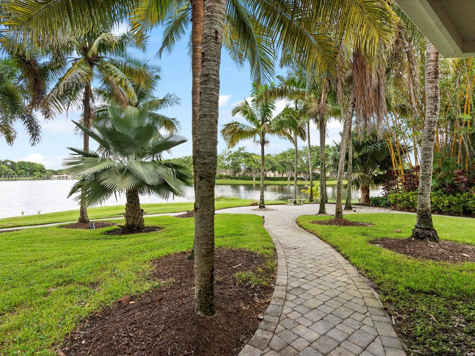 WINDMILL RANCH ESTATES - Residential