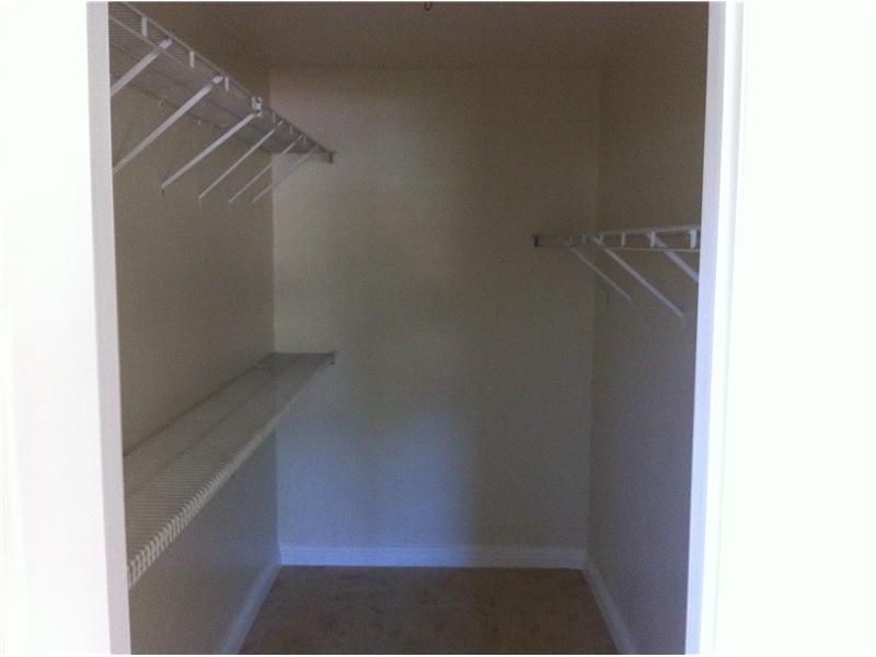 ENGELWOOD ESTS - Residential Lease