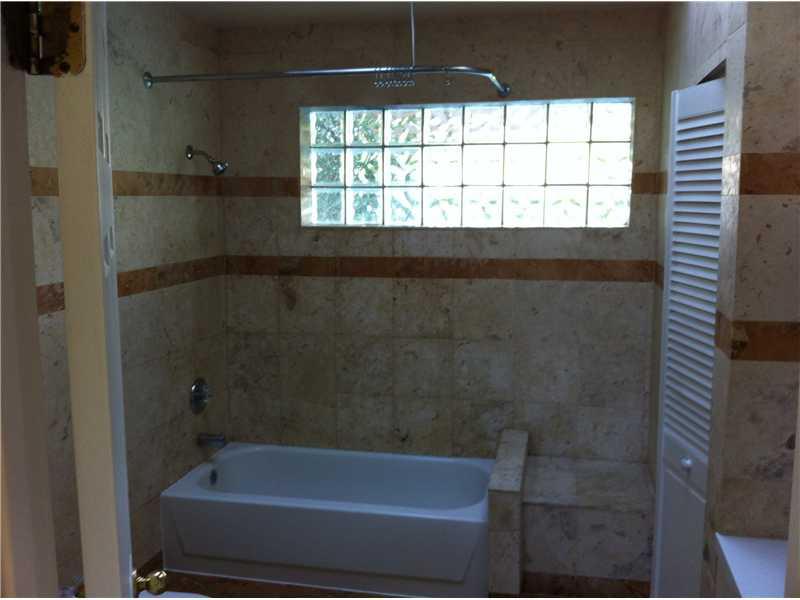 ENGELWOOD ESTS - Residential Lease