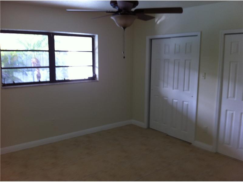 ENGELWOOD ESTS - Residential Lease