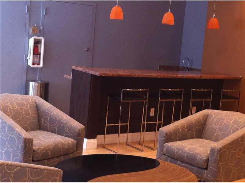 MADISON DOWNTOWN CONDO - Residential Lease