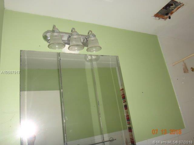 THE PARK TOWNHOMES CONDO - Residential