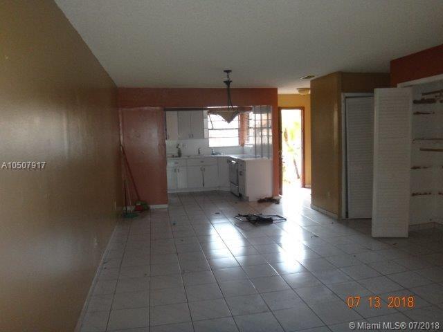 THE PARK TOWNHOMES CONDO - Residential