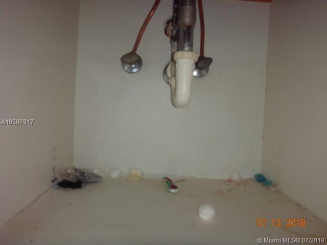 THE PARK TOWNHOMES CONDO - Residential