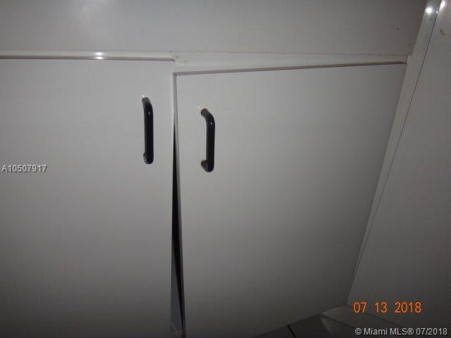 THE PARK TOWNHOMES CONDO - Residential