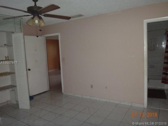 THE PARK TOWNHOMES CONDO - Residential