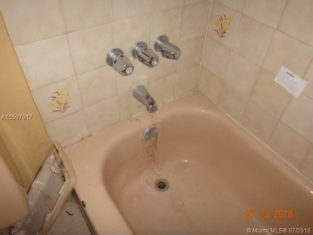 THE PARK TOWNHOMES CONDO - Residential