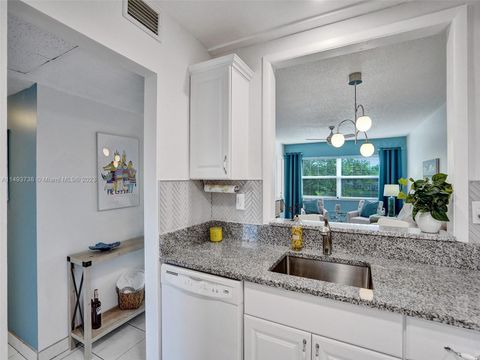 A home in Lauderdale Lakes
