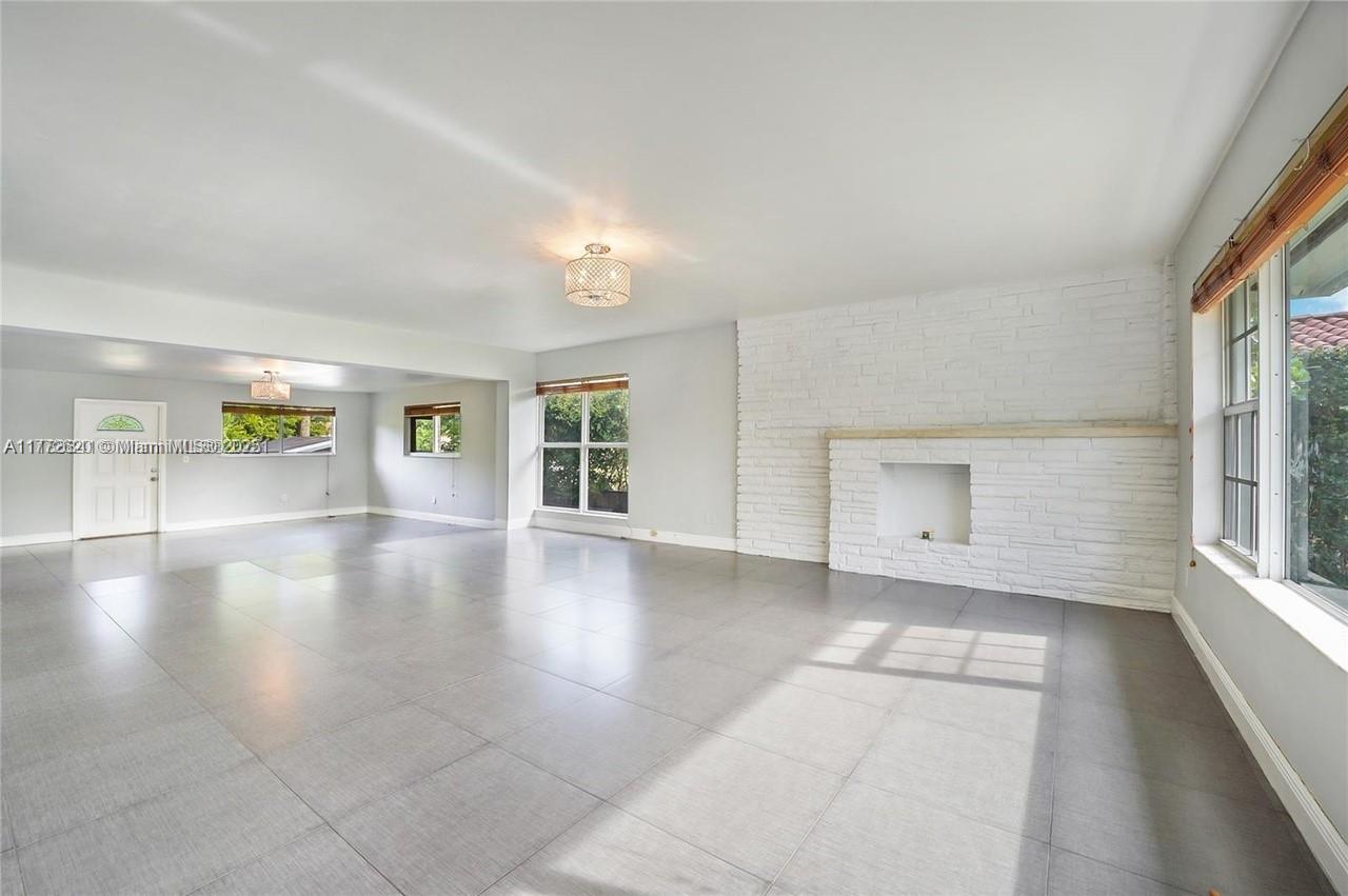 145 NE 110th St