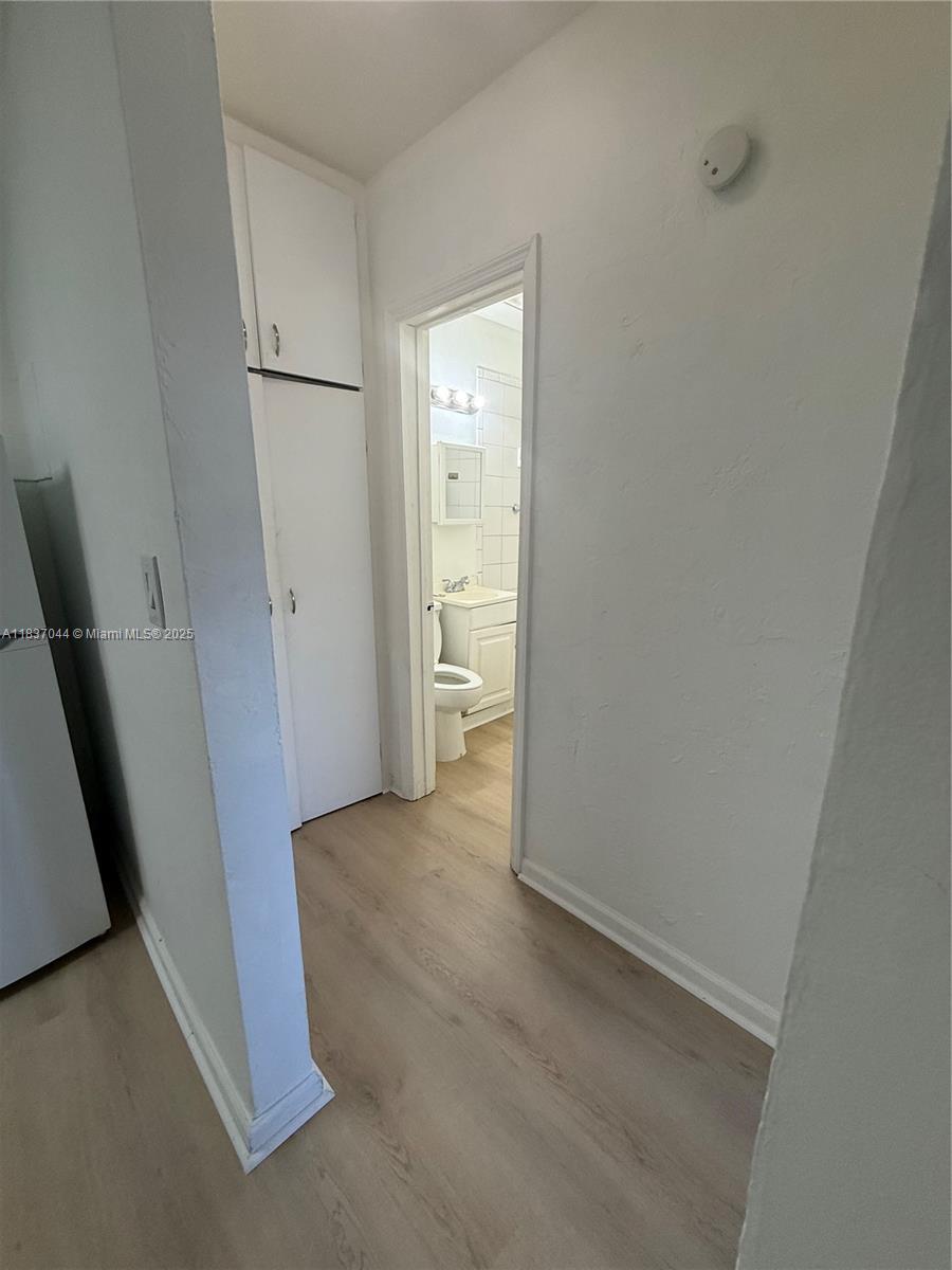 PEMBROKE ARMS CONDO APTS - Residential Lease